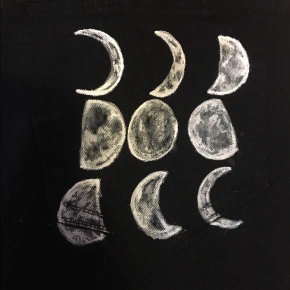 💚PRICE DROP💚 Hand Painted Feminist Dream Jeans - Picture 7 of 7